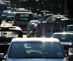 Rush hour traffic (Garry Knight/CC BY-SA 2.0)
